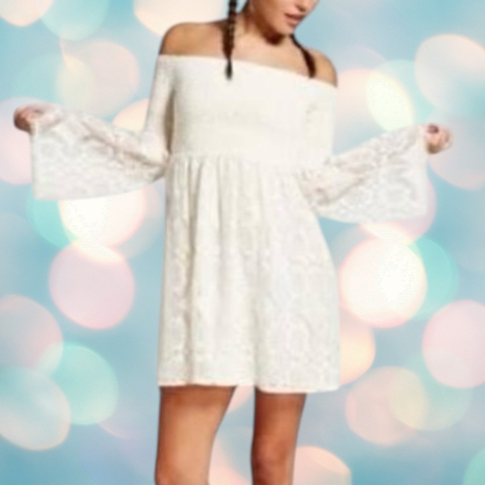 Xhilaration Women’s Ivory Long Bell Sleeve Smocked Off Shoulder Lace Dress M
